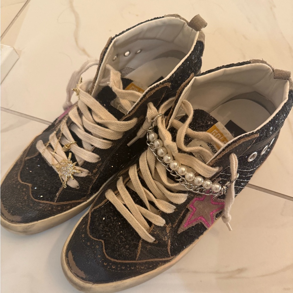 Golden Goose mid star size 38